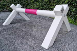 Skinny Jump: pink stripe